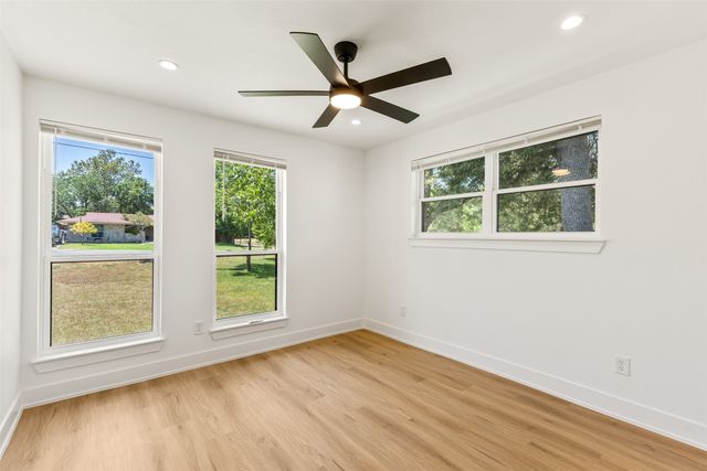 423 Rita Lane, Duncanville, TX 75116