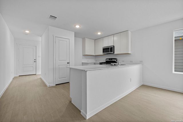 1866 Stonechat, New Braunfels, TX 78130