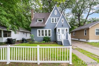 1031 Ada Avenue, Muskegon, MI 49442