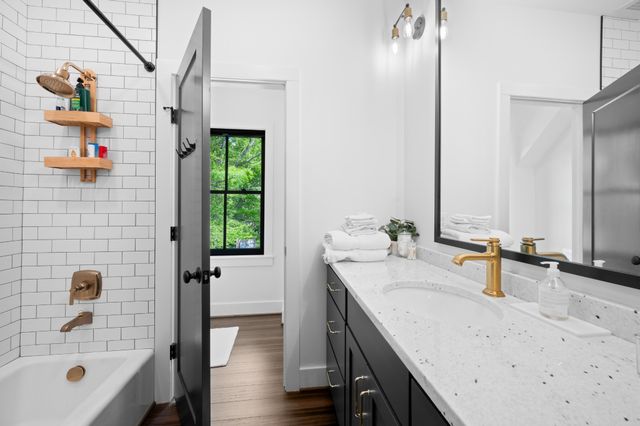 1912 Joppa Rd, Walling, TN 38587