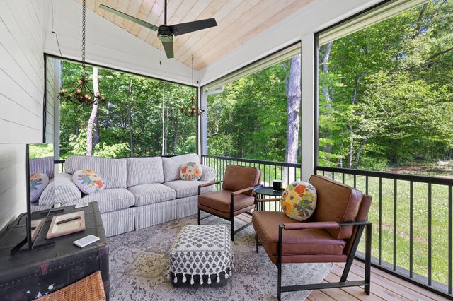 1912 Joppa Rd, Walling, TN 38587