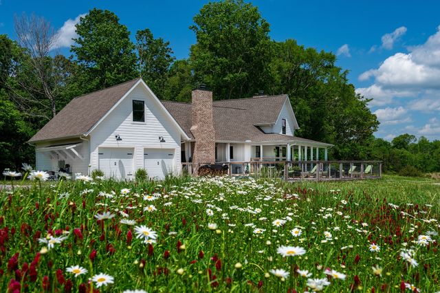 1912 Joppa Rd, Walling, TN 38587