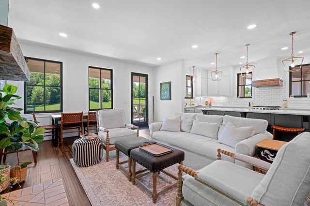 1912 Joppa Rd, Walling, TN 38587