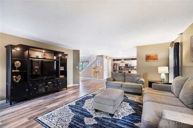 1631 Ashley Place, Vandalia, OH 45377