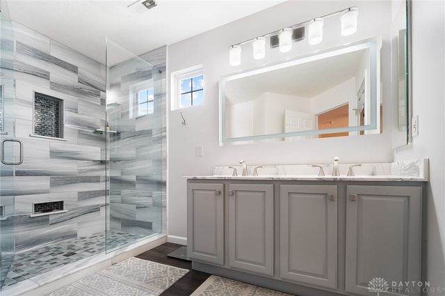 1631 Ashley Place, Vandalia, OH 45377