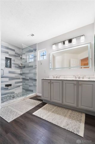 1631 Ashley Place, Vandalia, OH 45377