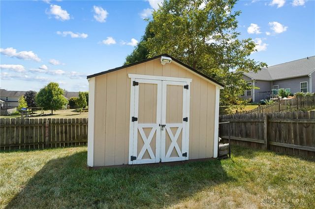 1631 Ashley Place, Vandalia, OH 45377