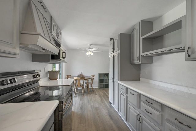 2650 BAY PORT LANE, Green Bay, WI 54313