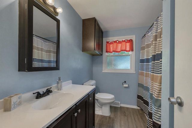 2650 BAY PORT LANE, Green Bay, WI 54313