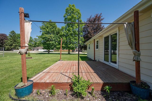 2650 BAY PORT LANE, Green Bay, WI 54313