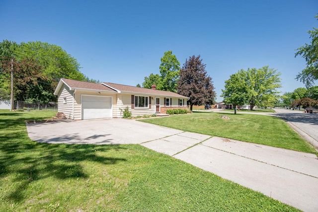 2650 BAY PORT LANE, Green Bay, WI 54313