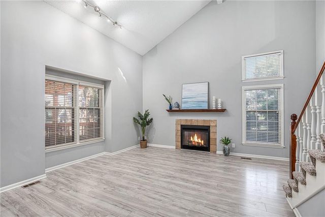 9024 W 121st Terrace, Overland Park, KS 66213