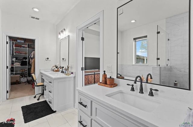 189 Central School Road, Hallsville, TX 75650