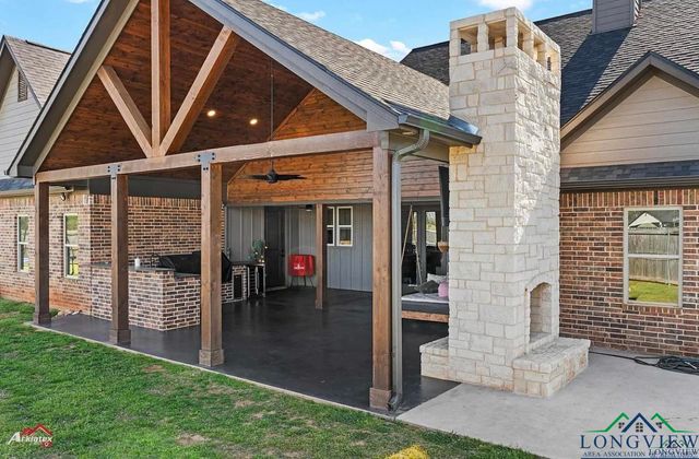 189 Central School Road, Hallsville, TX 75650