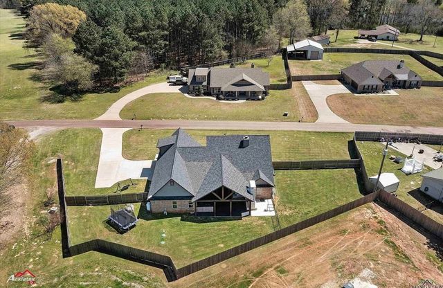 189 Central School Road, Hallsville, TX 75650