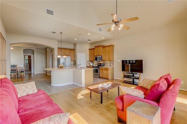 8728 Iron Horse Drive, Irving, TX 75063