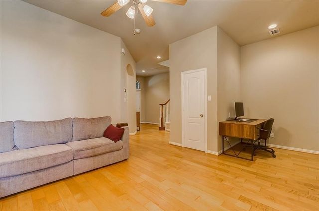 8728 Iron Horse Drive, Irving, TX 75063