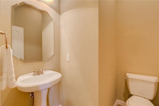 8728 Iron Horse Drive, Irving, TX 75063