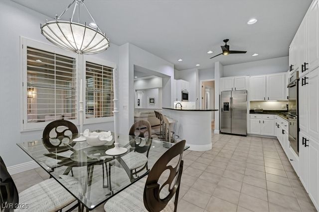 3074 Soft Horizon Way, Las Vegas, NV 89135