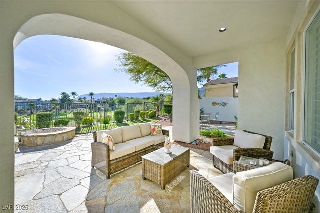 3074 Soft Horizon Way, Las Vegas, NV 89135