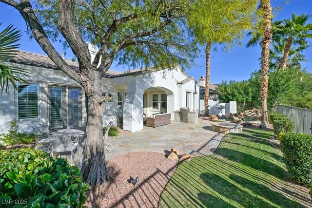 3074 Soft Horizon Way, Las Vegas, NV 89135