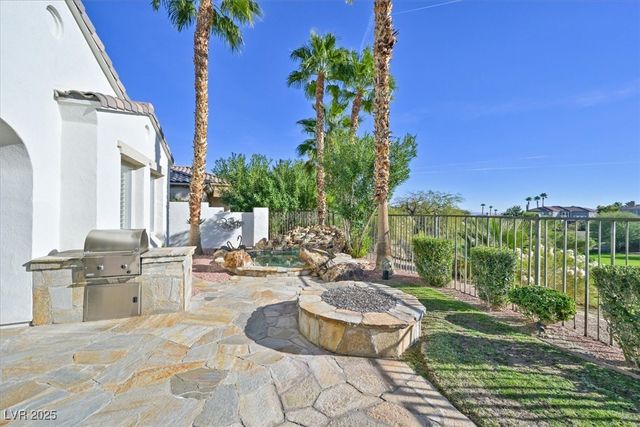 3074 Soft Horizon Way, Las Vegas, NV 89135