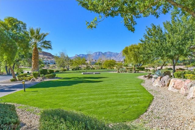 3074 Soft Horizon Way, Las Vegas, NV 89135