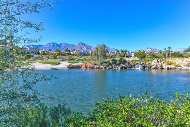 3074 Soft Horizon Way, Las Vegas, NV 89135