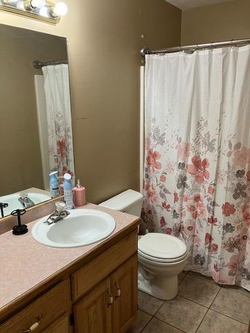 180 Cody Drive, Rogersville, MO 65742