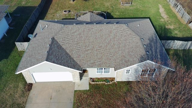 180 Cody Drive, Rogersville, MO 65742