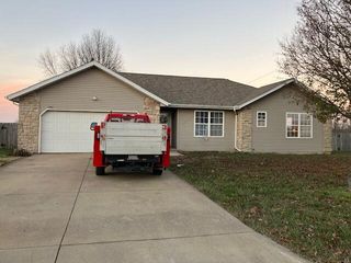 180 Cody Drive, Rogersville, MO 65742