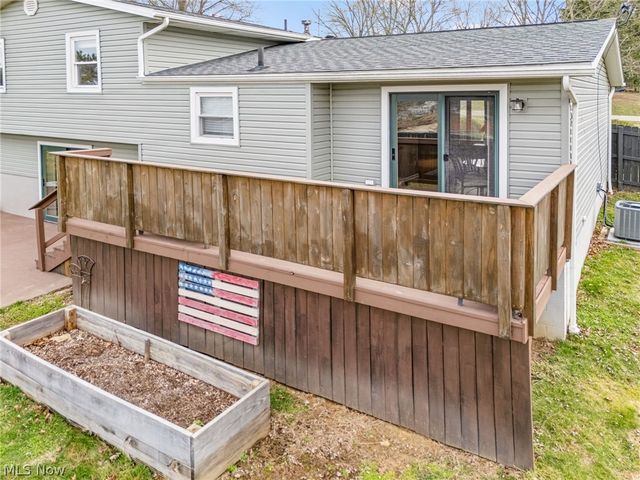 8529 Morrilton Circle NW, North Canton, OH 44720