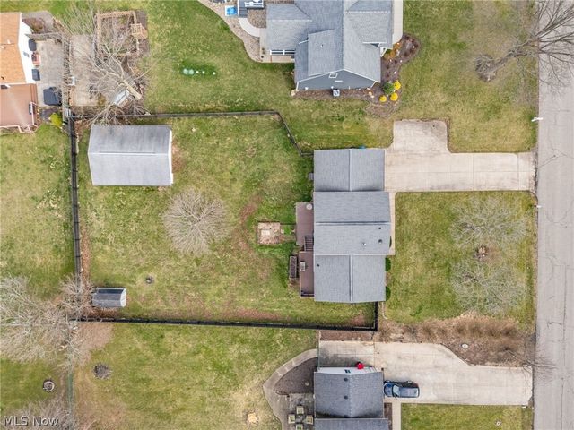 8529 Morrilton Circle NW, North Canton, OH 44720