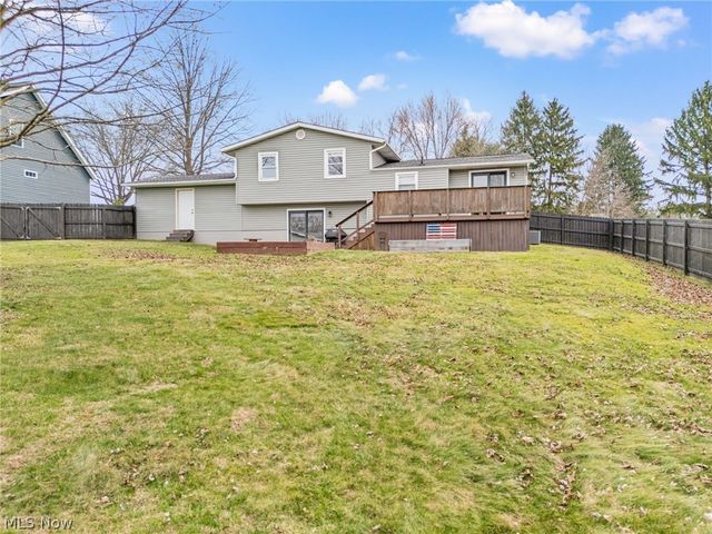8529 Morrilton Circle NW, North Canton, OH 44720