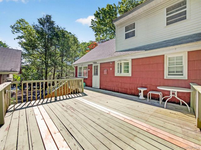 56 Oak Road, New City, NY 10956