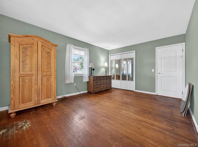56 Oak Road, New City, NY 10956