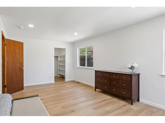 3509 S Rifle St, Aurora, CO 80013
