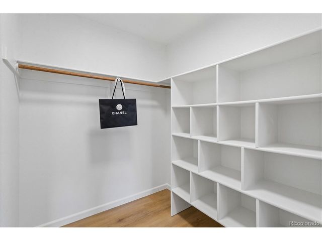 3509 S Rifle St, Aurora, CO 80013