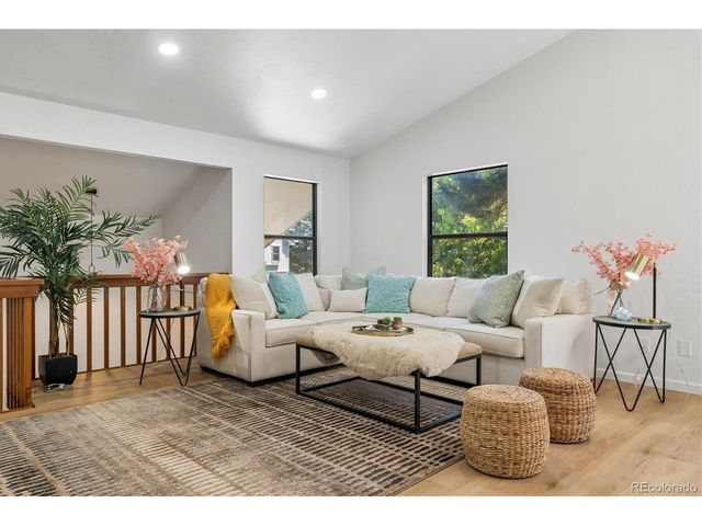 3509 S Rifle St, Aurora, CO 80013