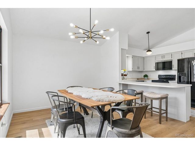 3509 S Rifle St, Aurora, CO 80013
