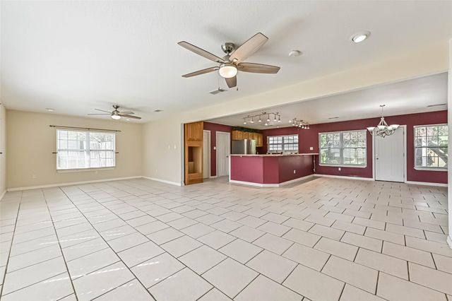 2206 Wimcrest Street, Galveston, TX 77551