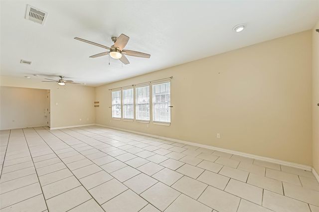 2206 Wimcrest Street, Galveston, TX 77551