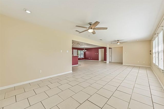 2206 Wimcrest Street, Galveston, TX 77551