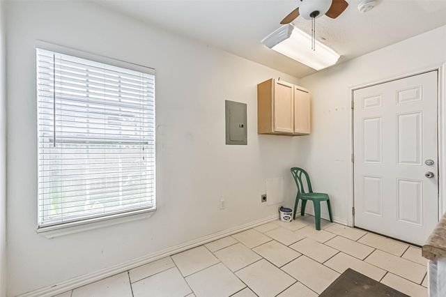 2206 Wimcrest Street, Galveston, TX 77551