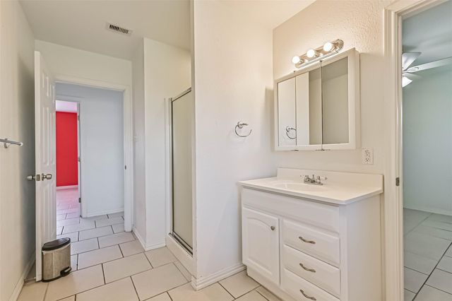 2206 Wimcrest Street, Galveston, TX 77551
