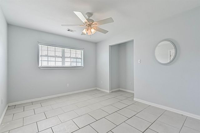 2206 Wimcrest Street, Galveston, TX 77551
