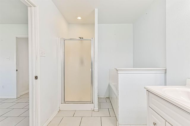 2206 Wimcrest Street, Galveston, TX 77551