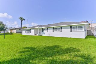 2206 Wimcrest Street, Galveston, TX 77551