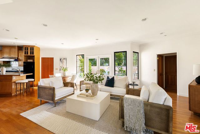 483 Arbramar Avenue, Pacific Palisades, CA 90272