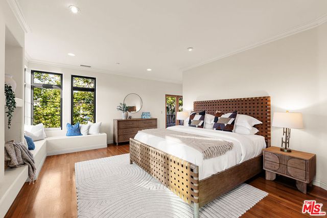 483 Arbramar Avenue, Pacific Palisades, CA 90272